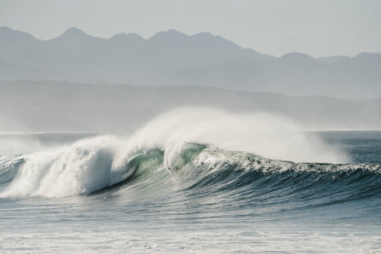 Wave breaking in Plettenberg Bay wall art