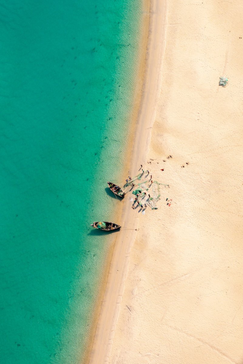 Aerial image of fishermen in Bazaruto Archipelago, Vilankulos, Mozambique