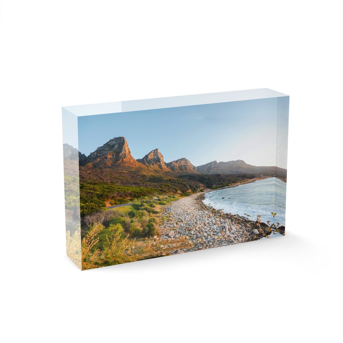 The twelve apostles mountains during sunset at beach