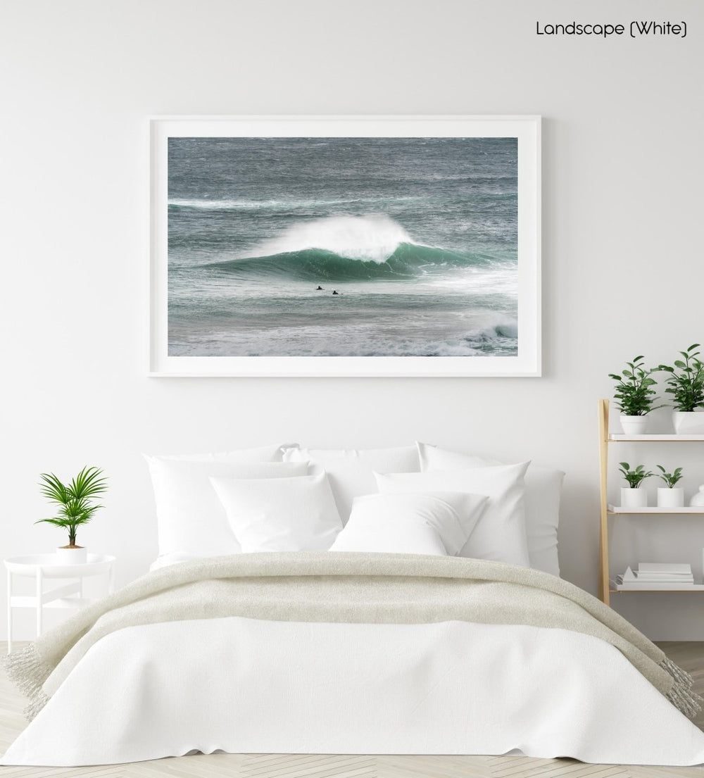 Big wave crashing out in ocean